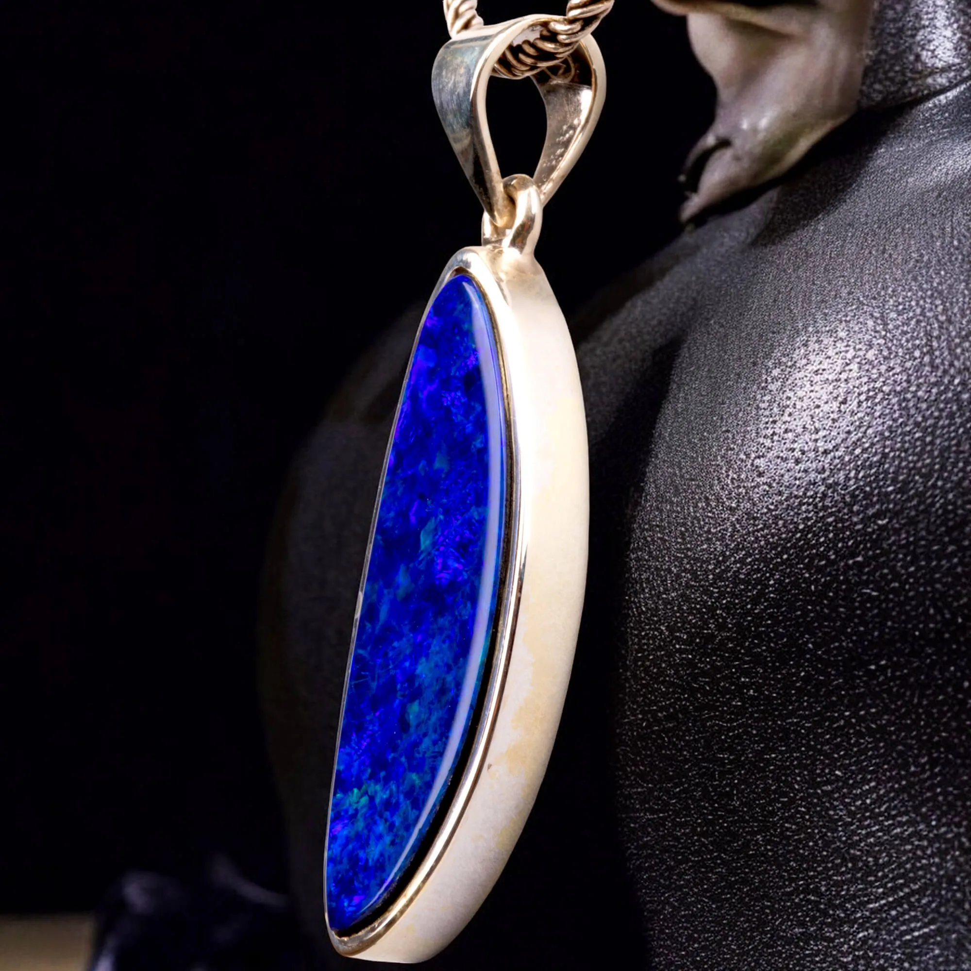Ciondolo in Argento con Opale Boulder Australiano.