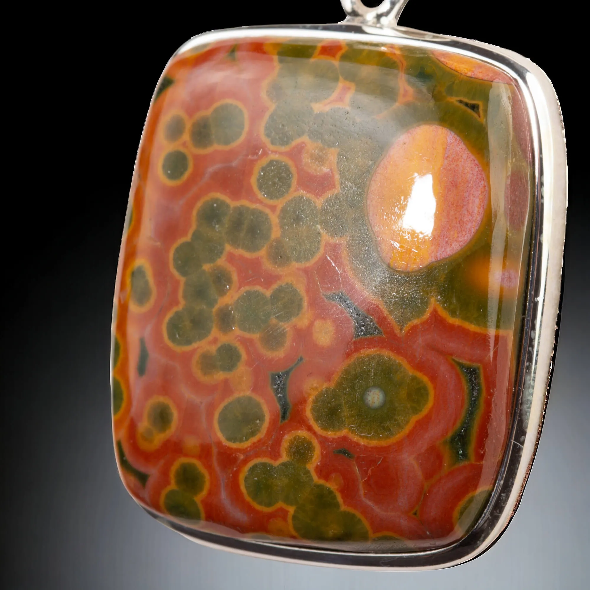 Ciondolo "8th vein ocean jasper" di Diaspro Oceanico Orbicolato Rosso e Verde.