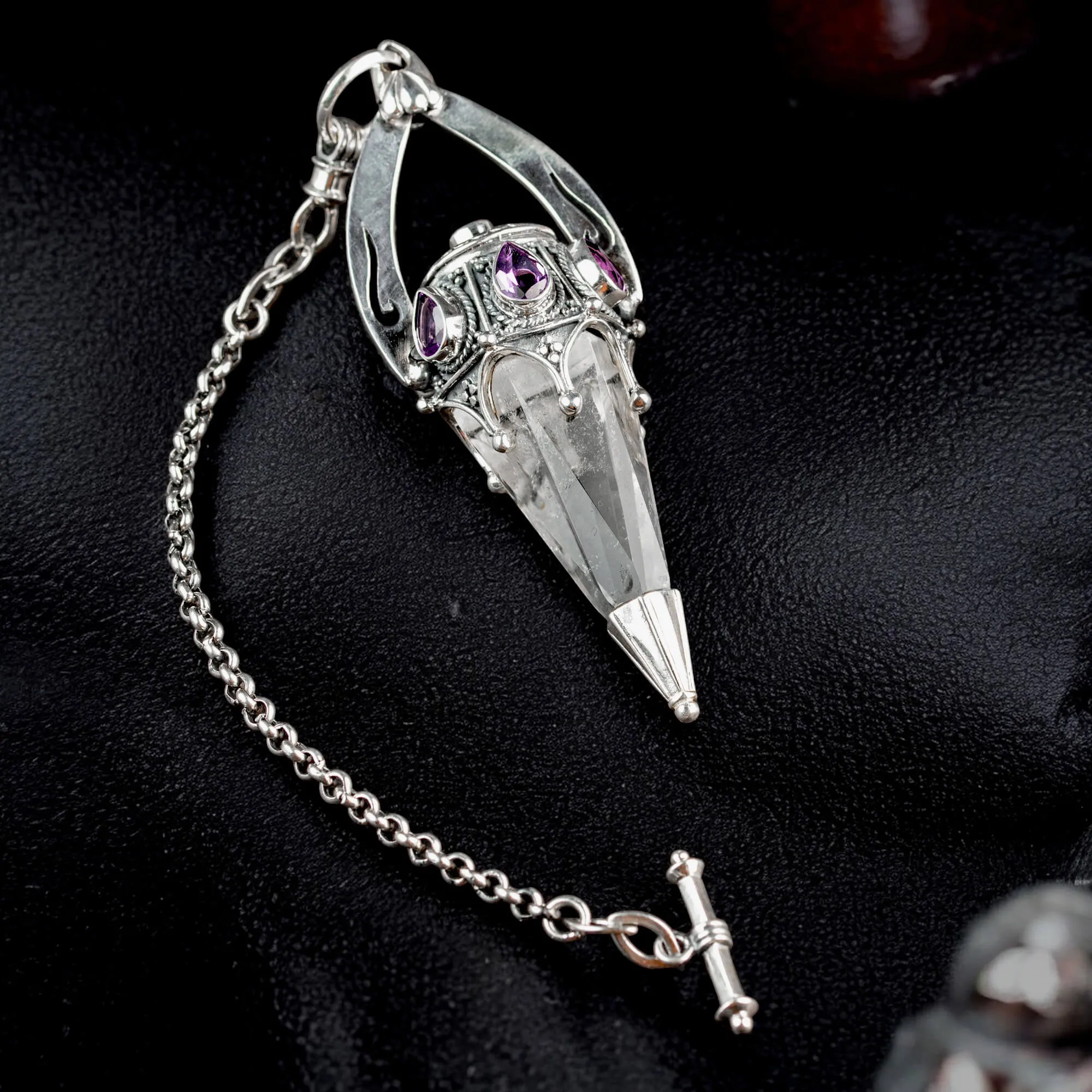 Pendolo in Argento con Cristallo di Quarzo Trasparente e Ametiste.