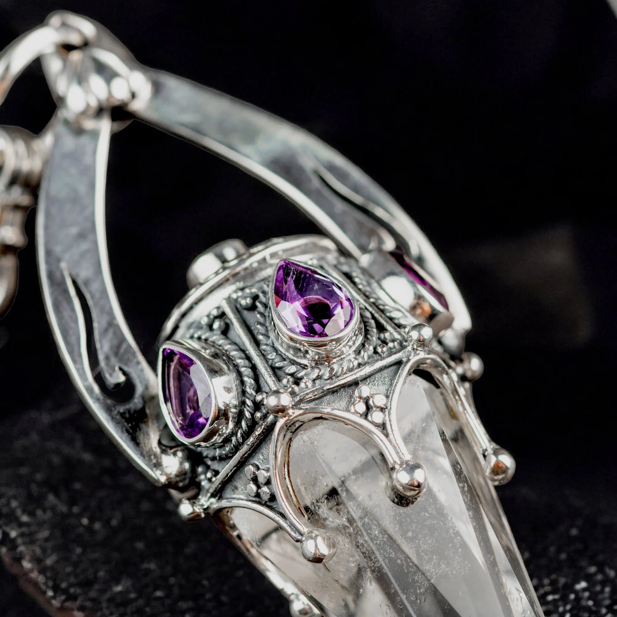 Pendolo in Argento con Cristallo di Quarzo Trasparente e Ametiste.