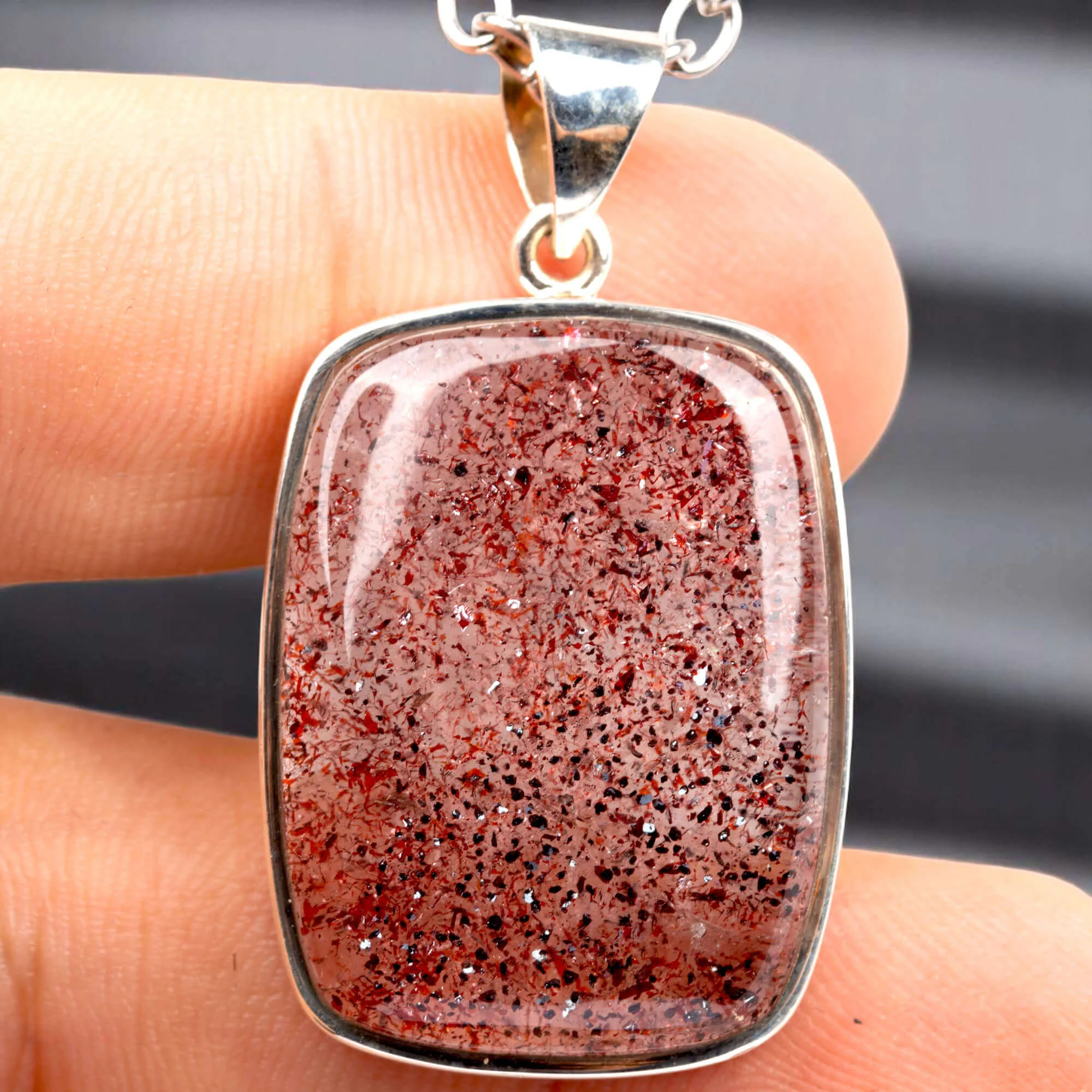 Ciondolo in Argento con Quarzo Fragola.