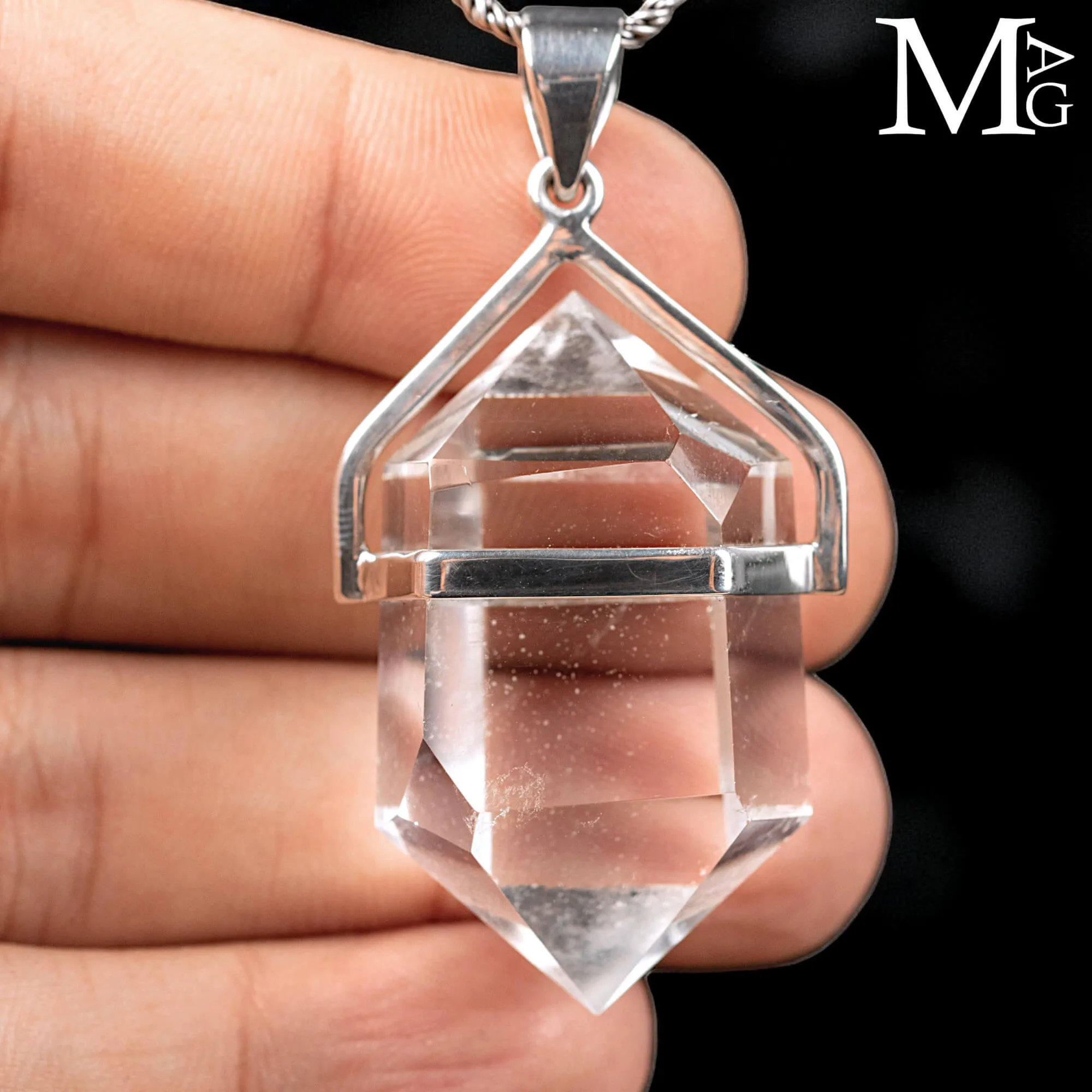 Ciondolo in Argento con Quarzo Ialino.