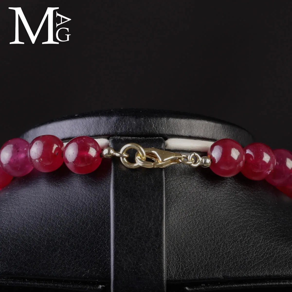 Collana in Rubini Naturali – 35 Sfere “Sangue di Piccione”.
