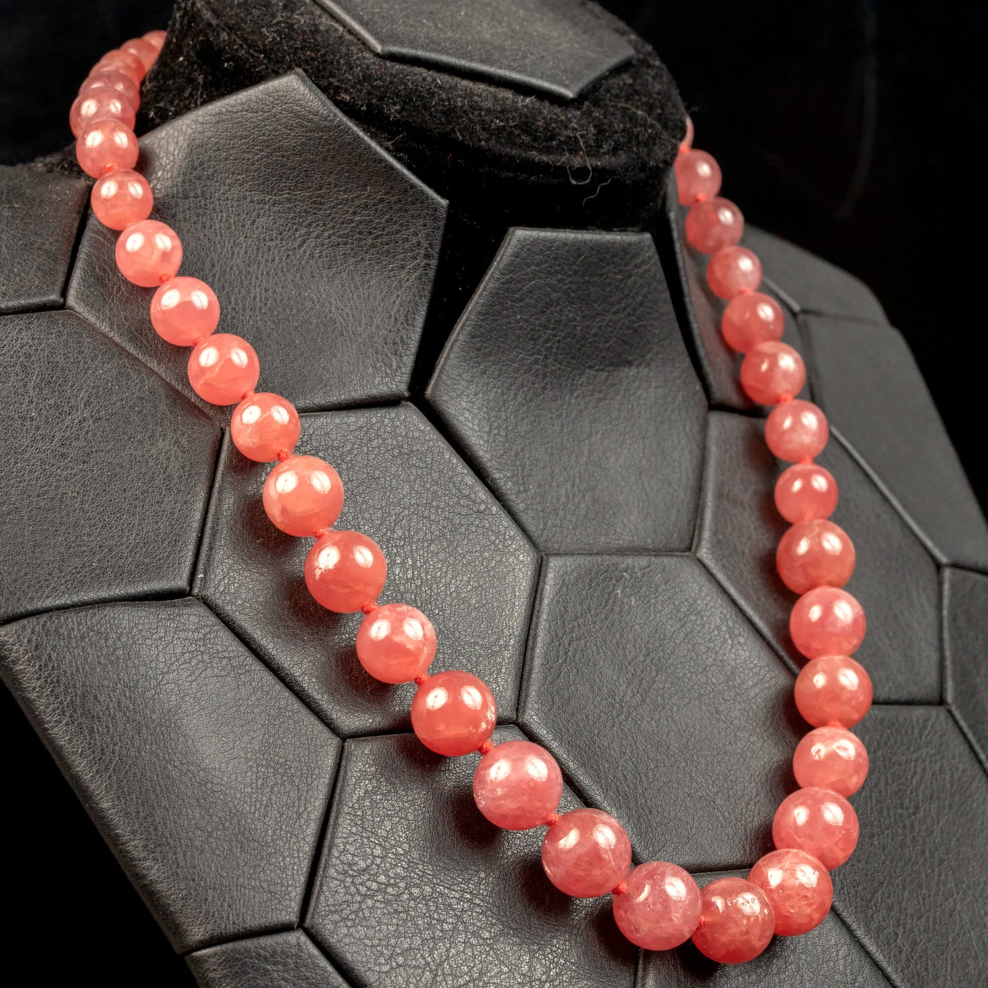 Collana Esclusiva di Gemme di Rodocrosite Naturale di Prima Selezione.