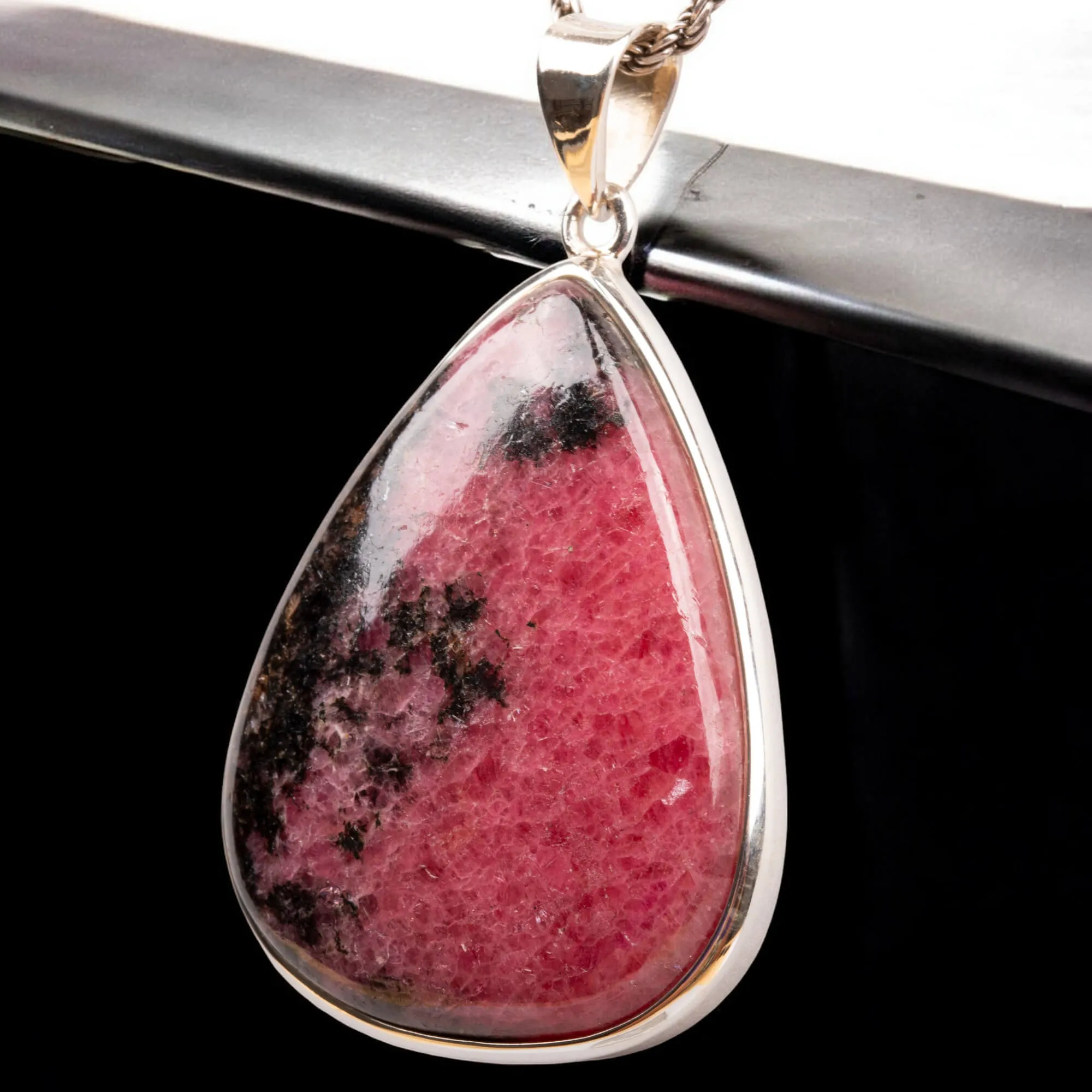 Ciondolo in Argento con Rhodonite Australiana.