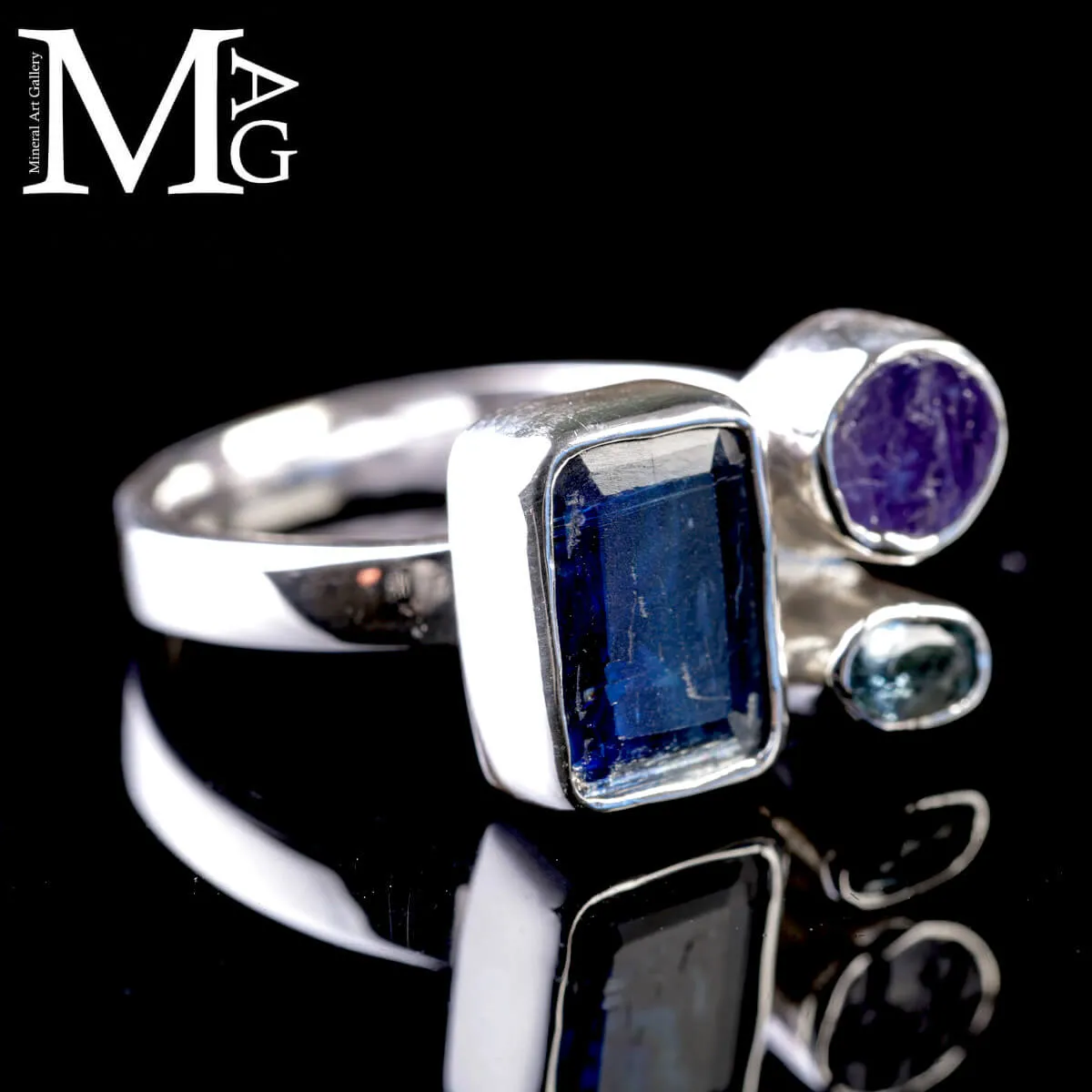 Anello in argento 925 con Tanzaniti e Acquamarina.