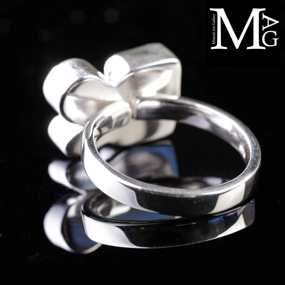 Anello in argento 925 con Tanzaniti e Acquamarina.