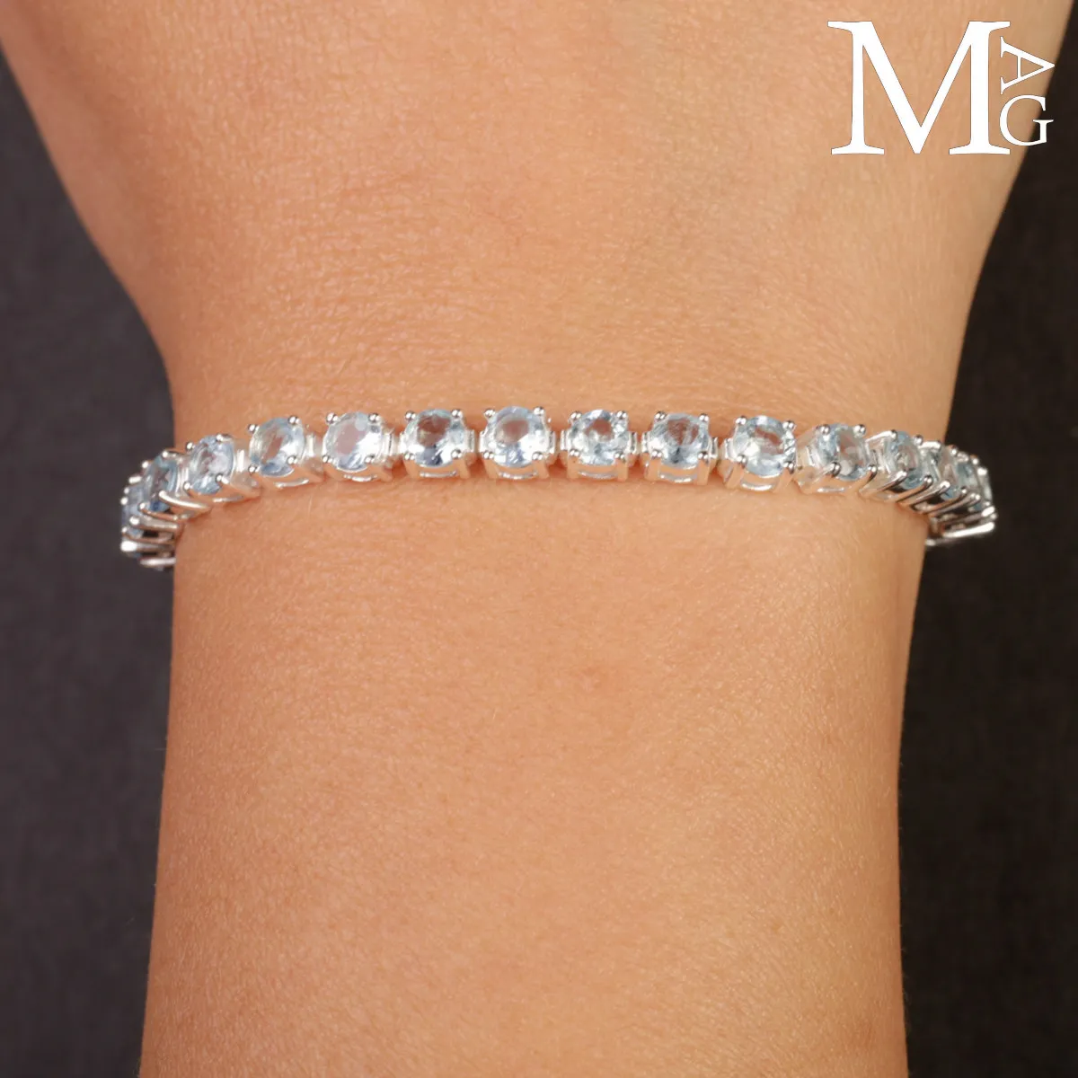 Bracciale Tennis in Argento con Zaffiri Azzurri.