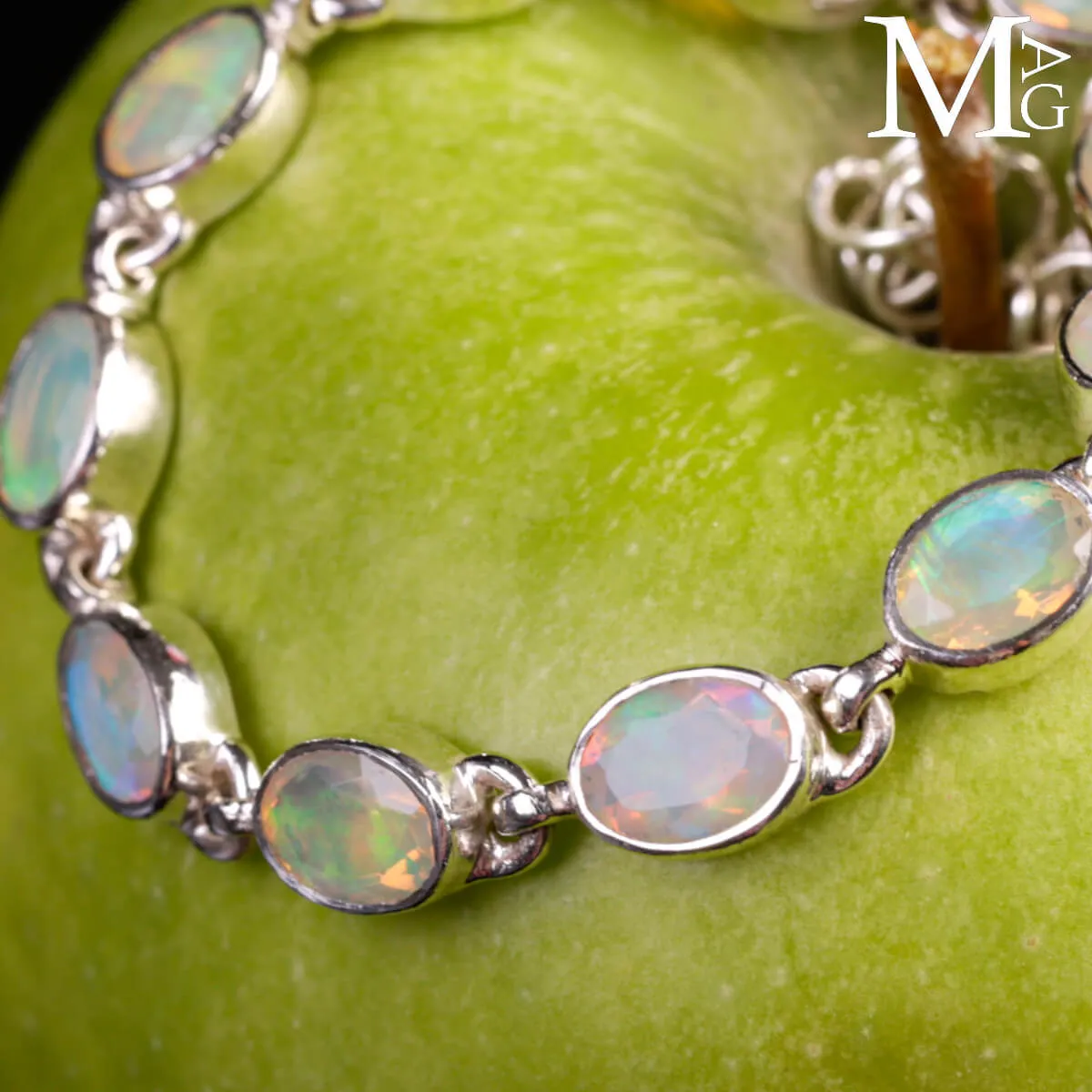 Bracciale in Argento con Opali Etiopi Welo