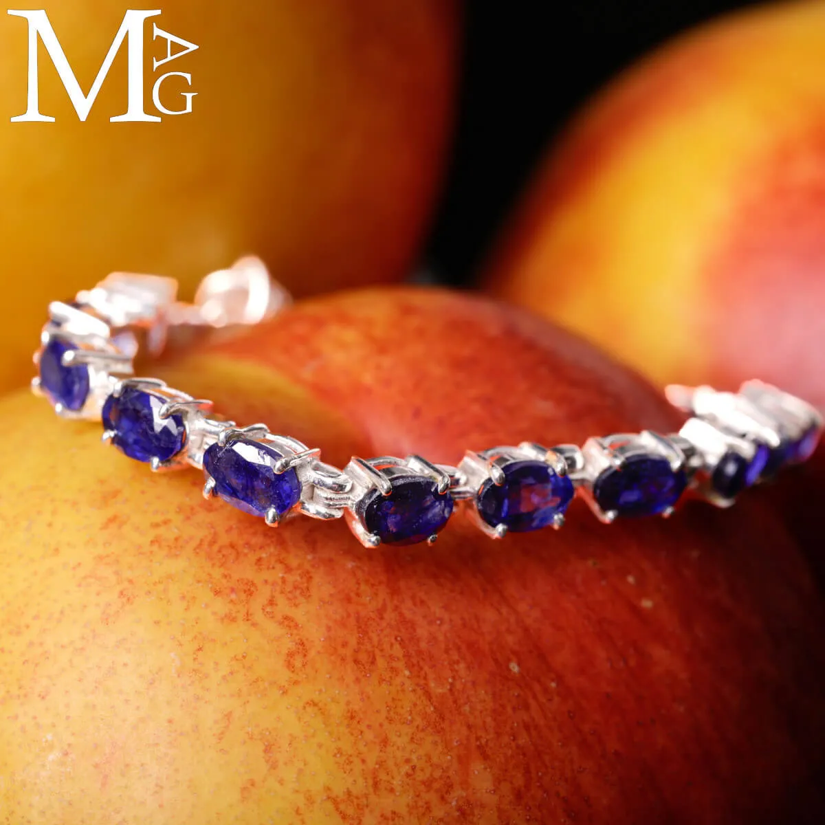 Bracciale in Argento con Zaffiri Blu Sfaccettati.