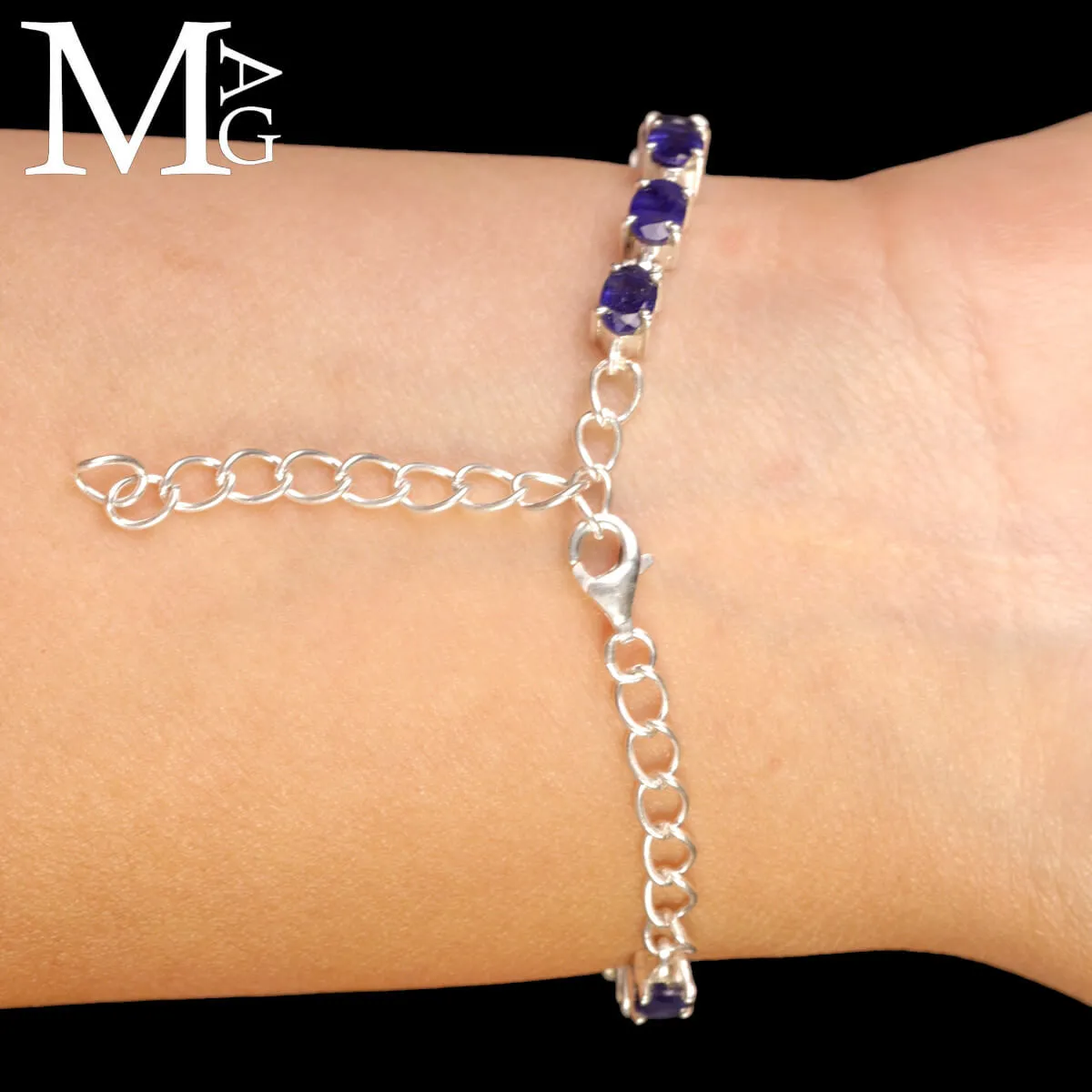 Bracciale in Argento con Zaffiri Blu Sfaccettati.