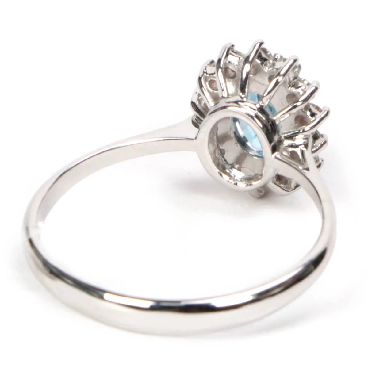 Anello Oro Bianco Acquamarina e Diamanti