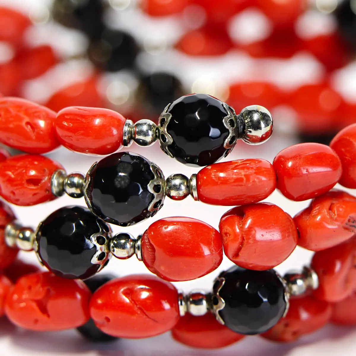 Bracciale con Corallo e Onice