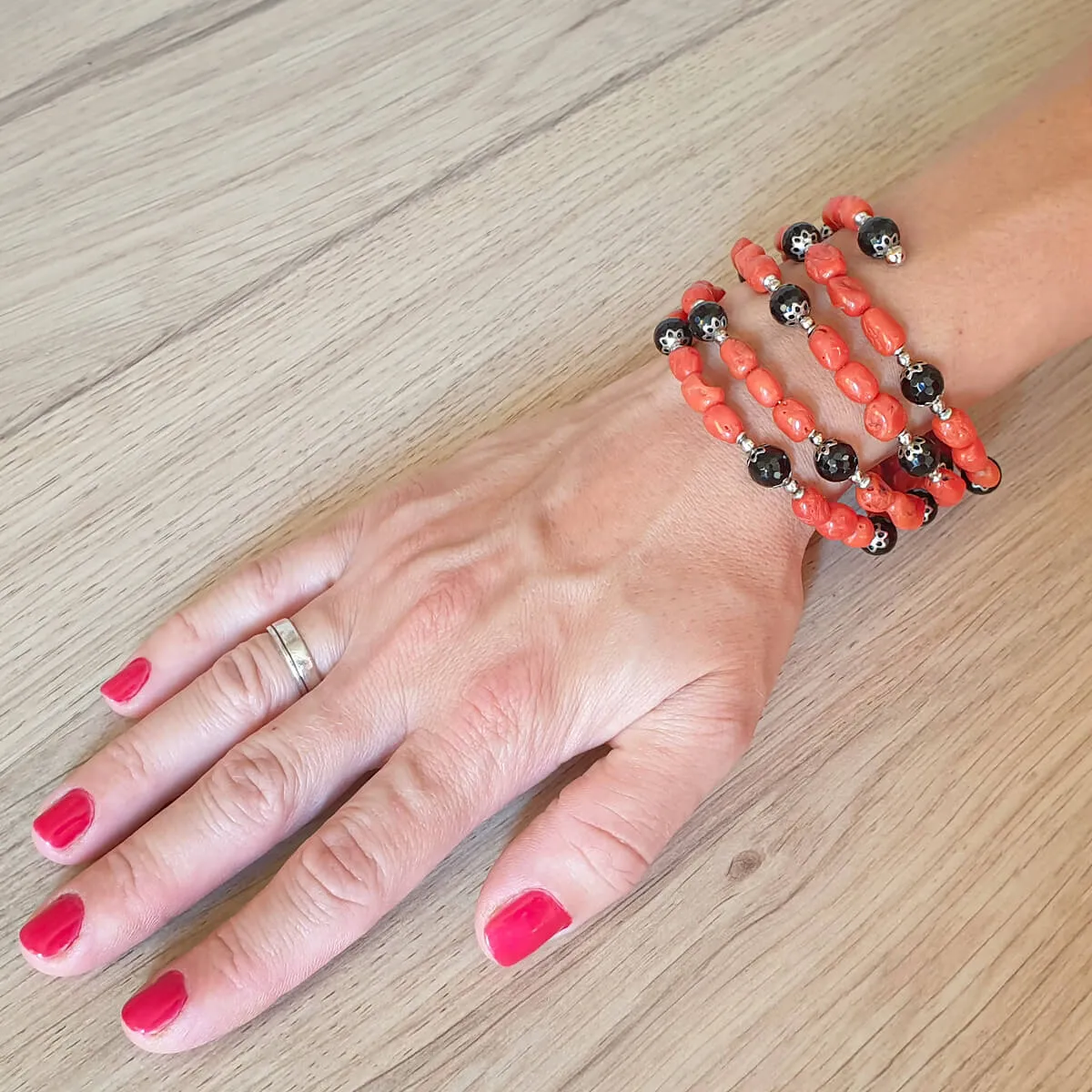 Bracciale con Corallo e Onice