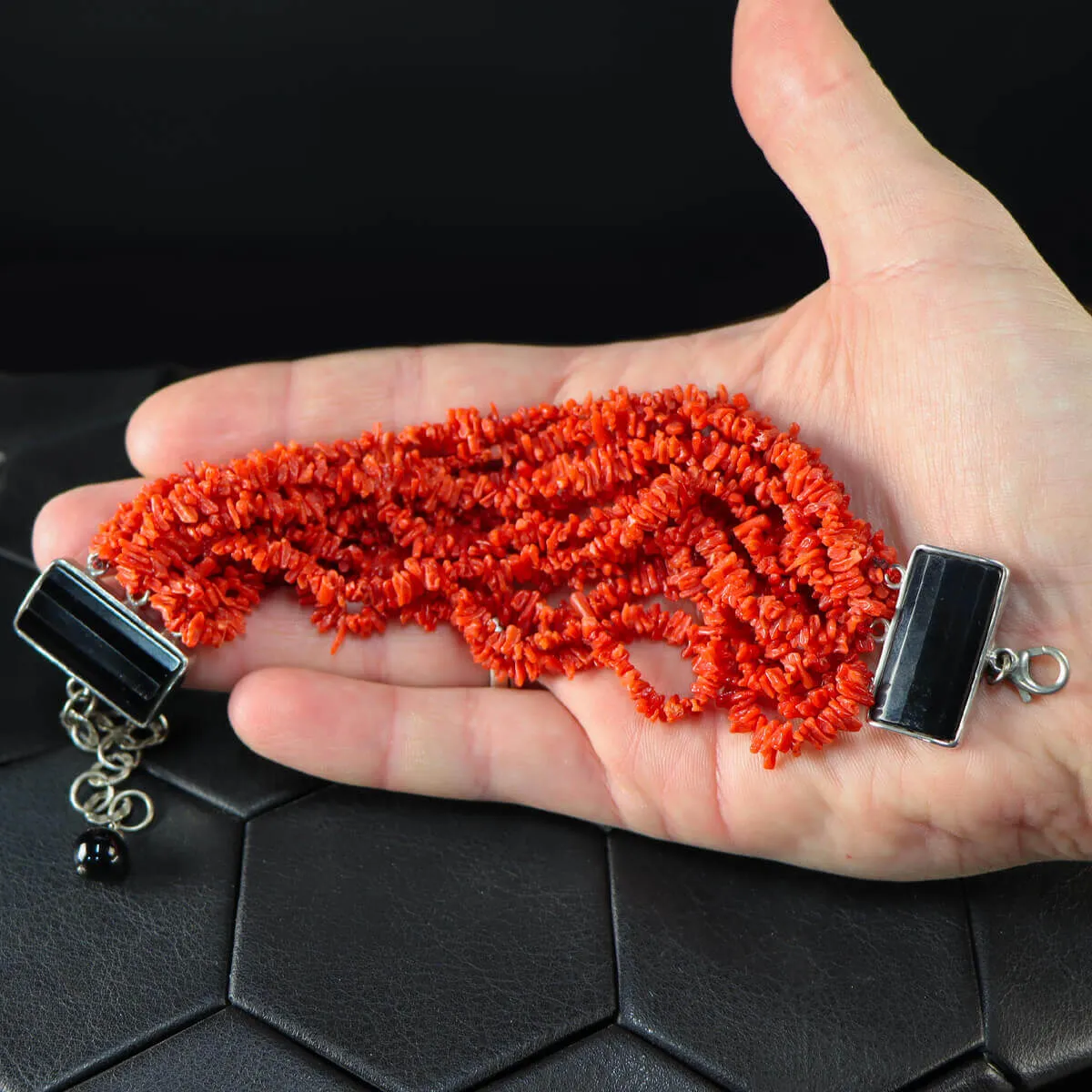 Bracciale con Corallo e Onice
