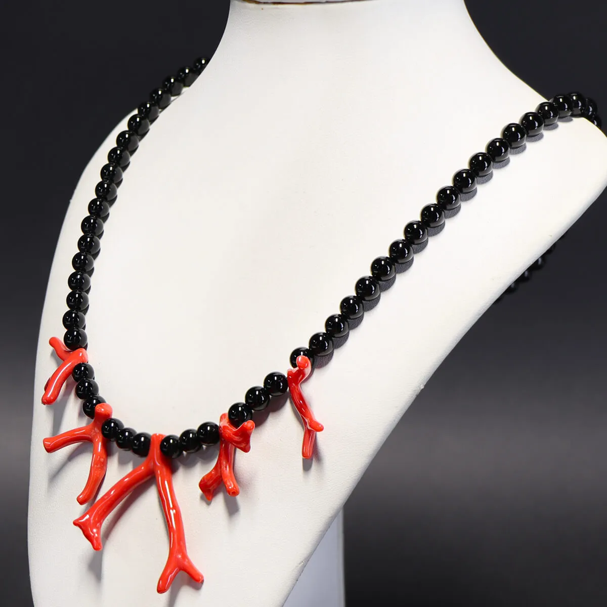 Collana in Corallo e Onice 