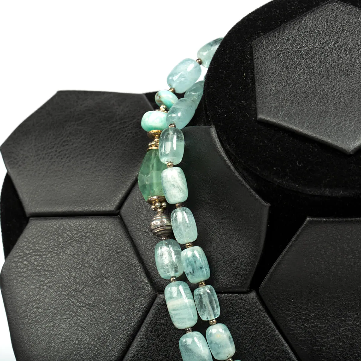 Collana in Acquamarina e Larimar con Labradorite cabochon