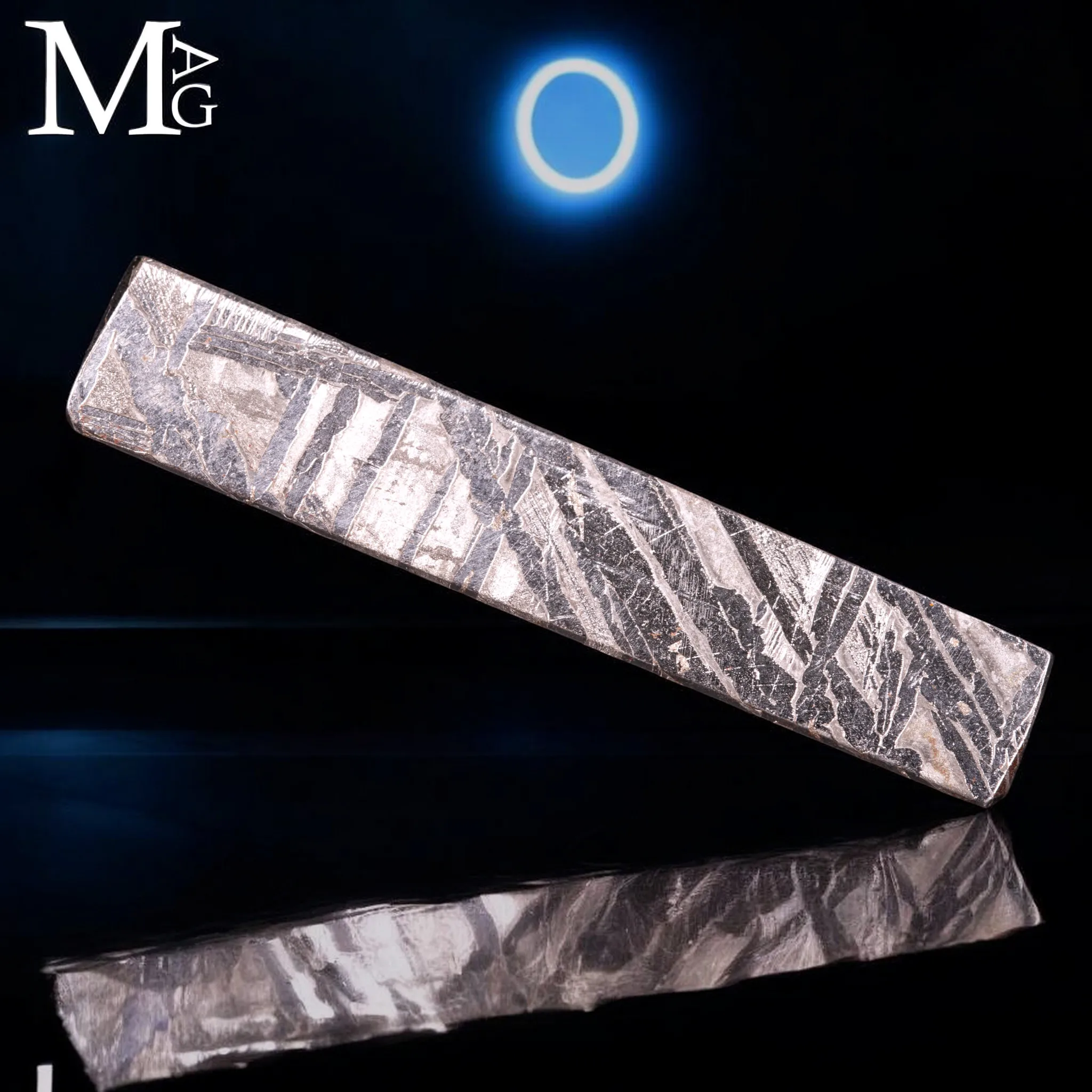 Meteorite Aletai – Frammento con figure di Widmanstätten.