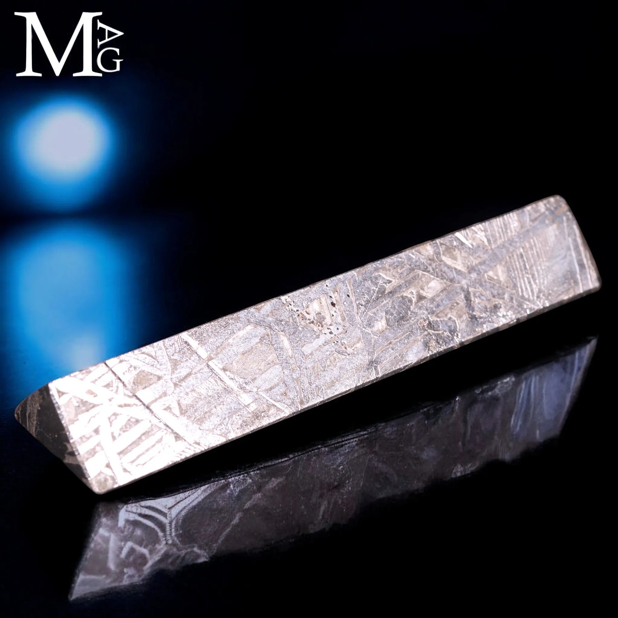 Meteorite Aletai – Frammento con figure di Widmanstätten.