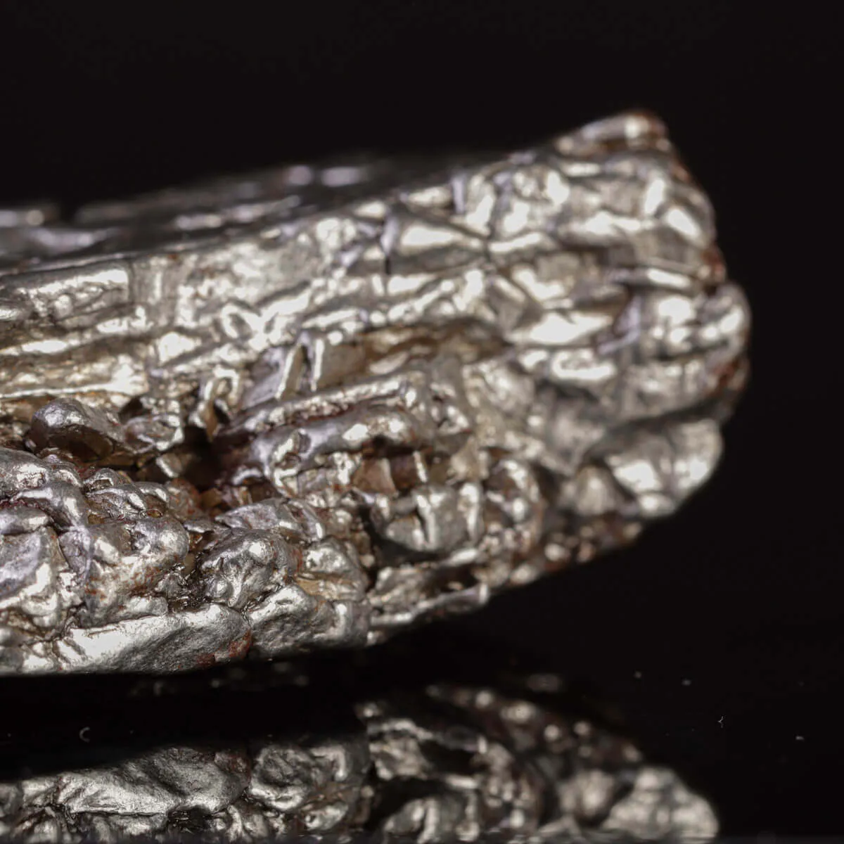 Meteorite Campo del Cielo – Frammento di nucleo planetario primordiale.
