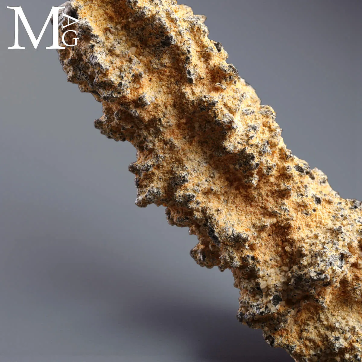 Fulgurite – Il vetro del fulmine.