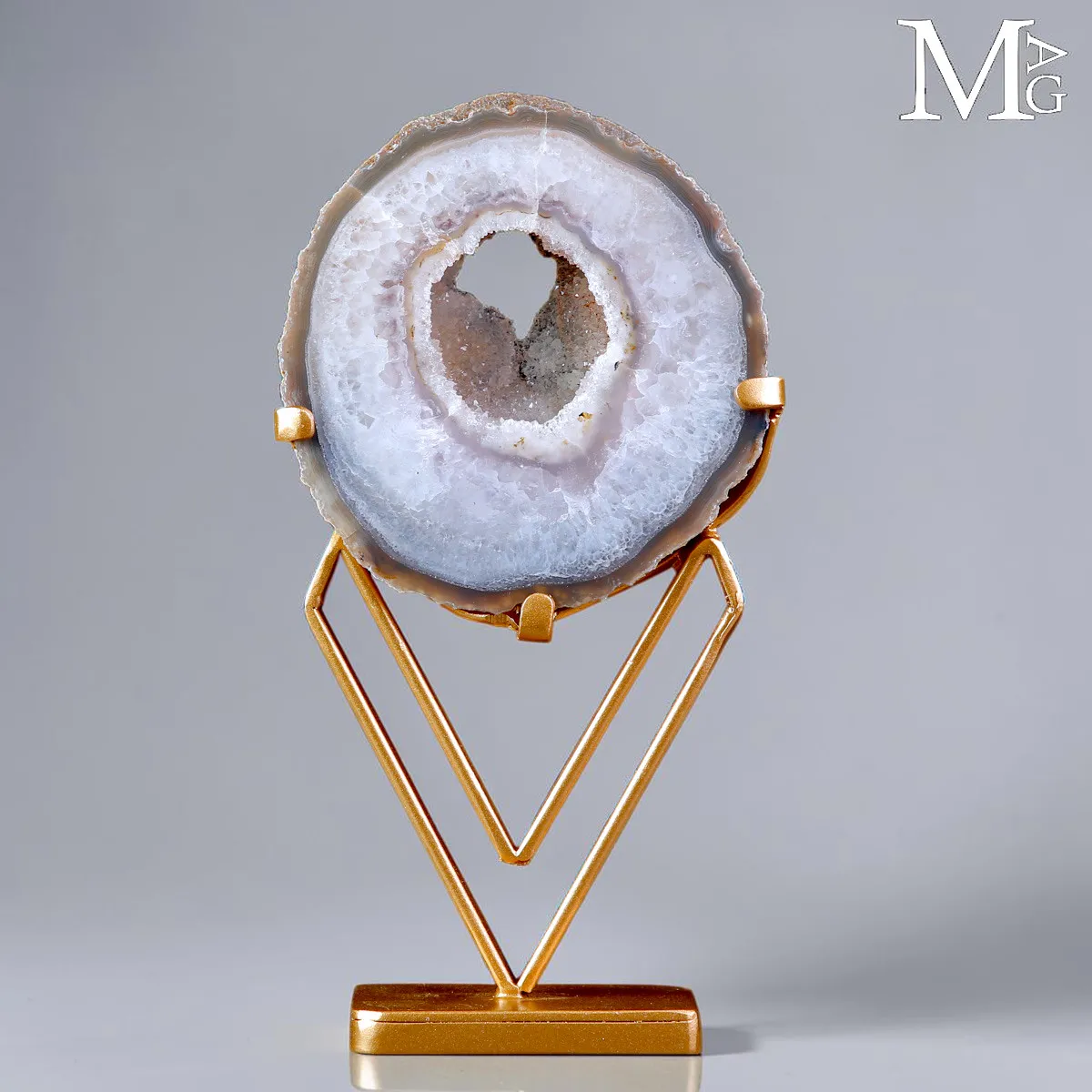 Fetta di Geode di Agata su Supporto di Design.