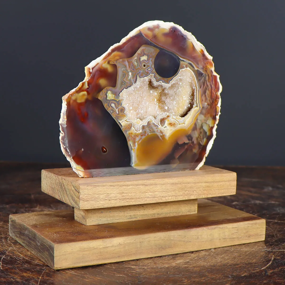 Geode Agata