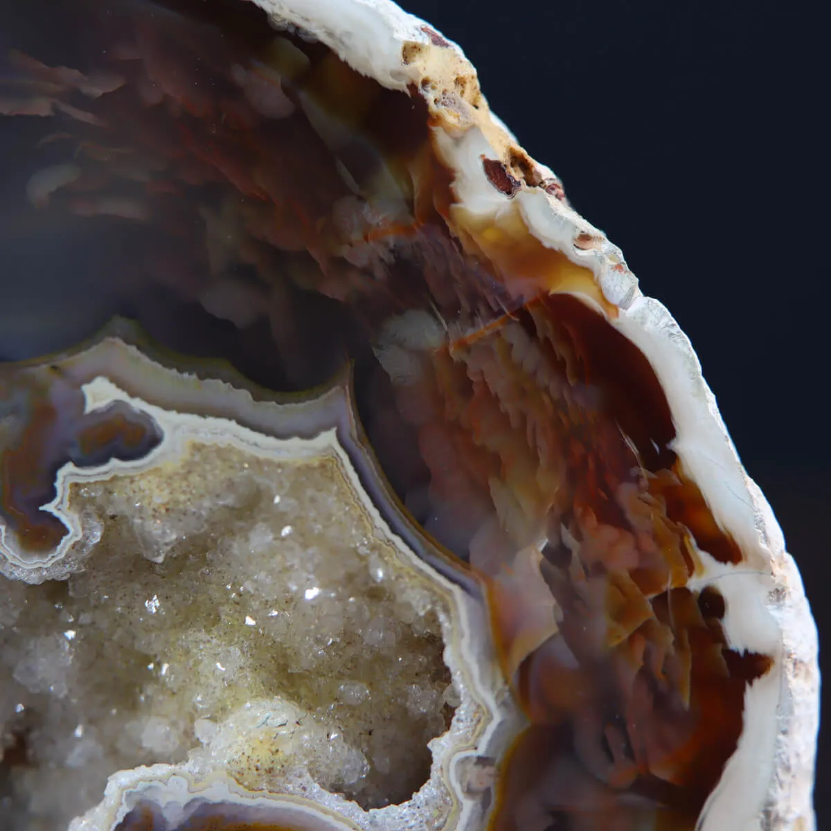 Geode Agata