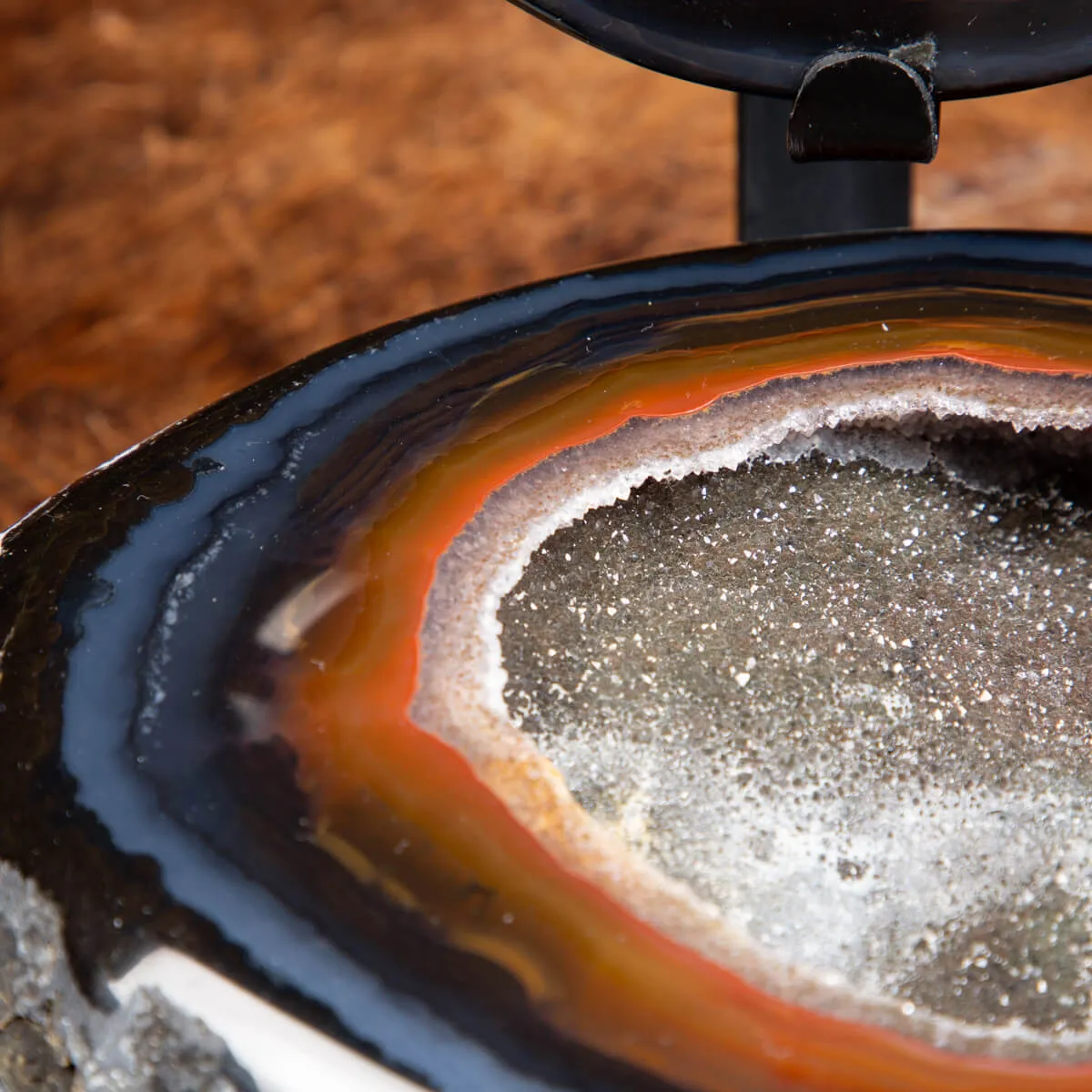 Geode Agata Sezionata su base