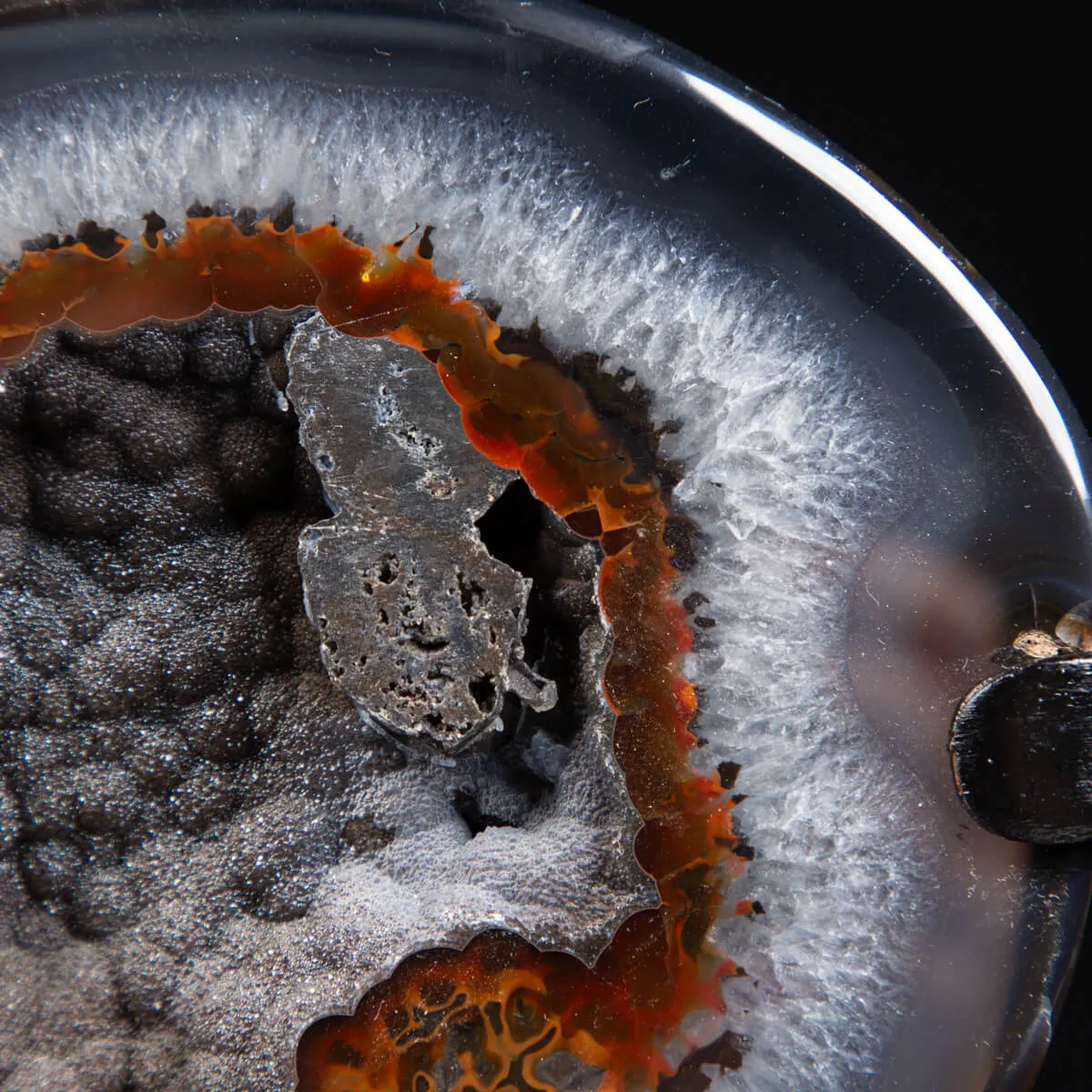Geode Agata Sezionata su base
