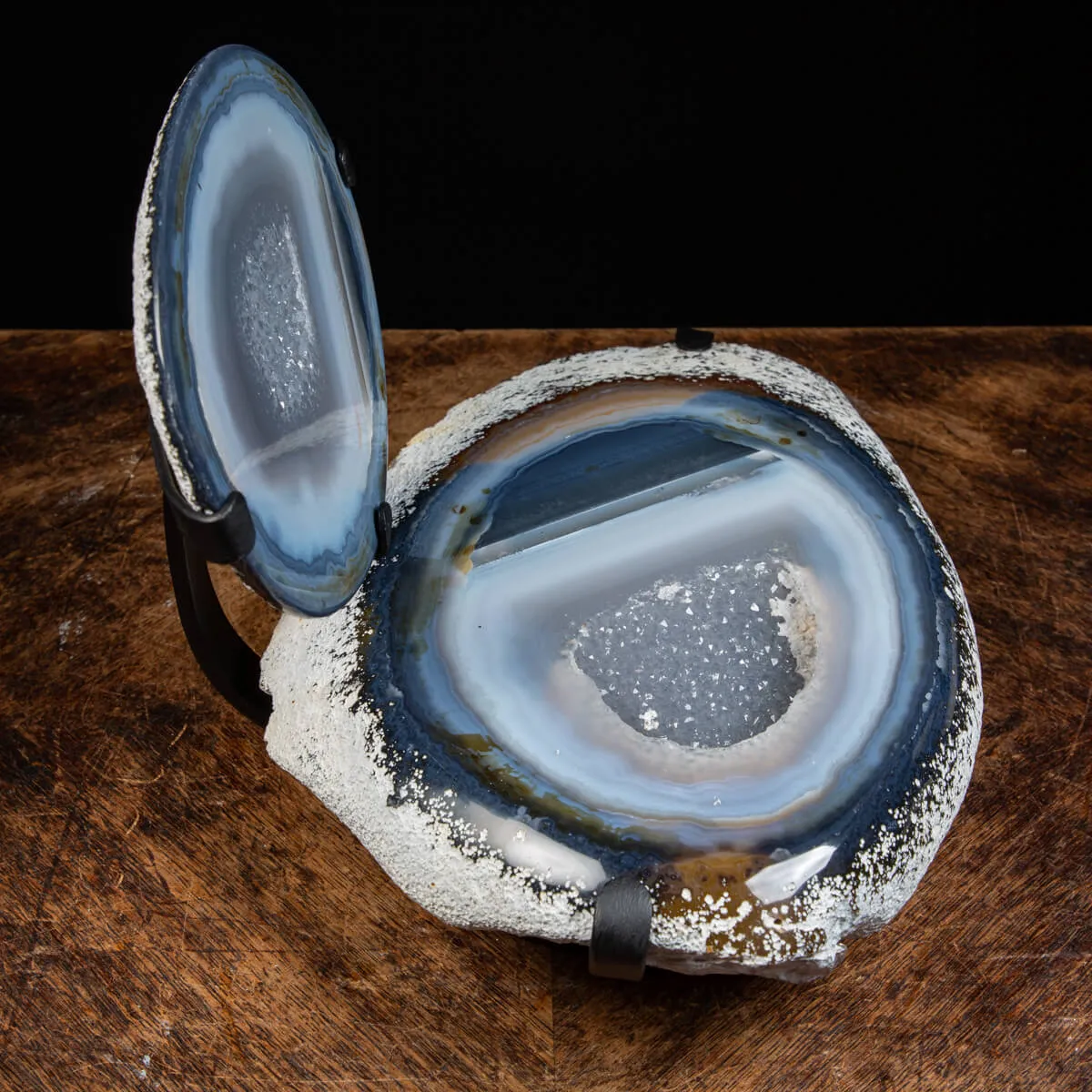 Geode Agata Sezionata Su Base