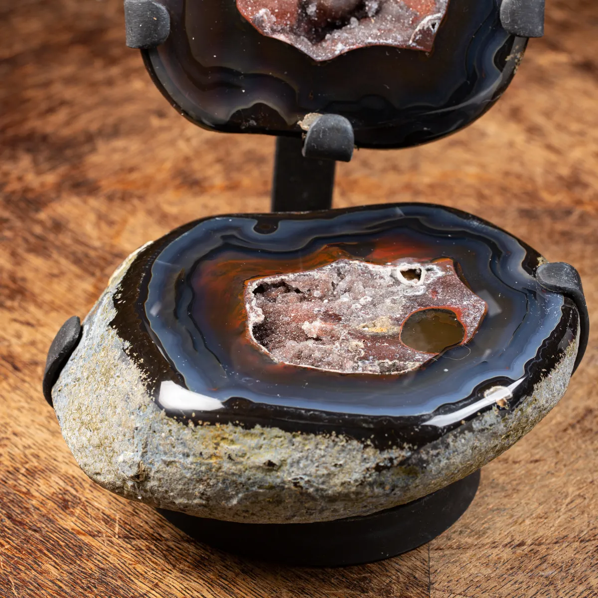 Geode Agata Sezionata su base