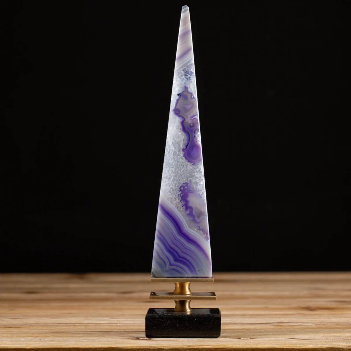 Obelisco Agata Viola su Base di Marmo