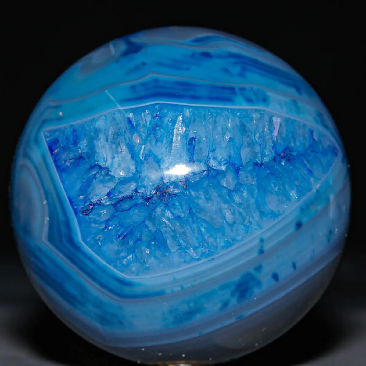 Sfera in Agata Naturale Tinta – Geode con Nucleo