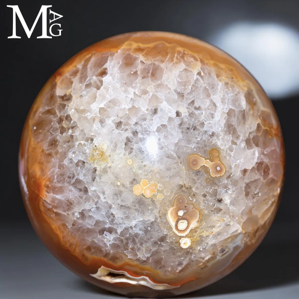 Sfera in Agata e Quarzo Ferruginoso – Geode Naturale.