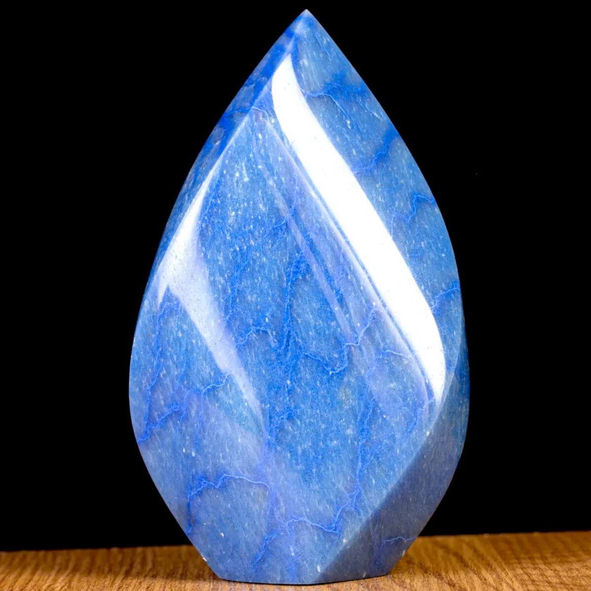 Fiamma in Quarzo Blu Naturale.