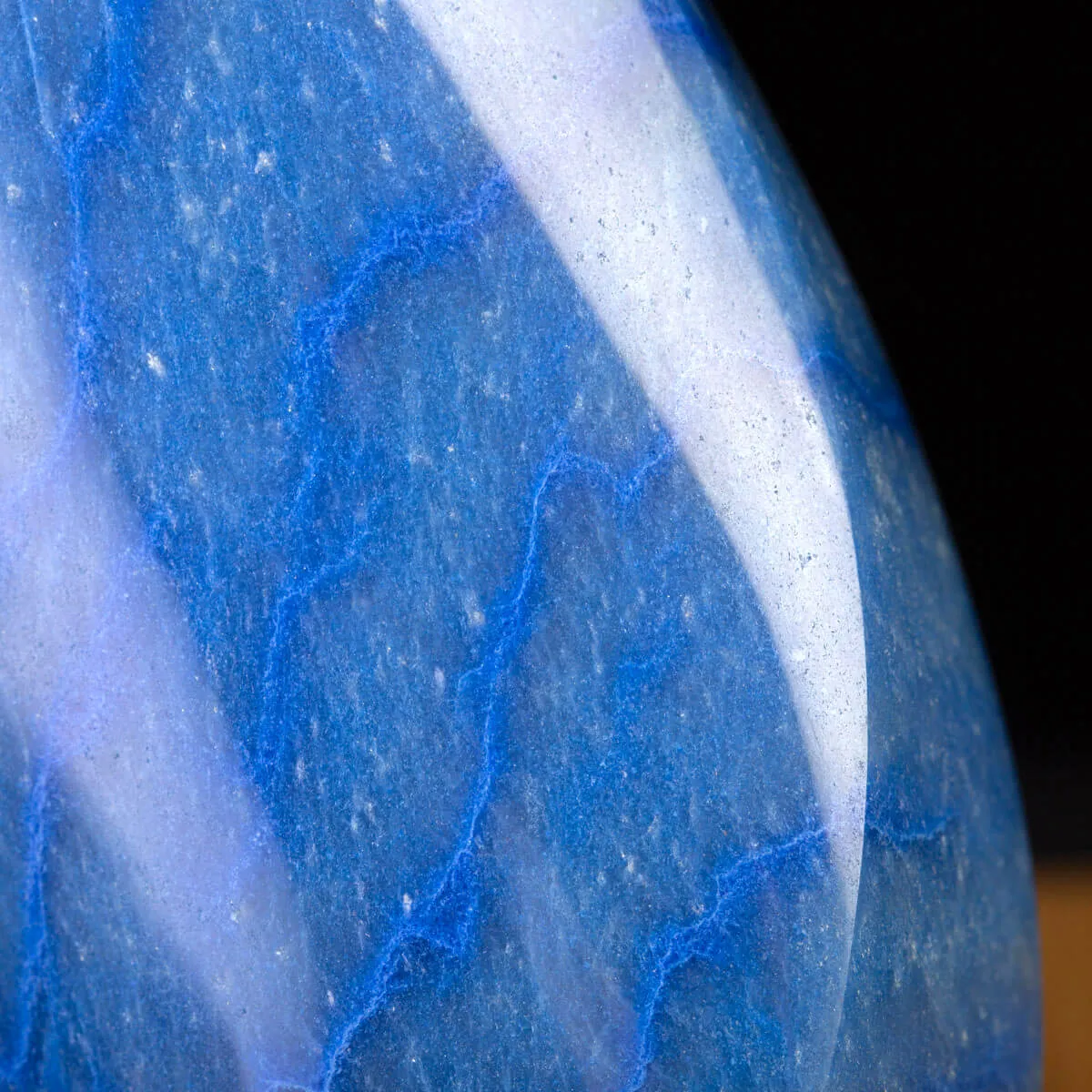 Fiamma in Quarzo Blu Naturale.