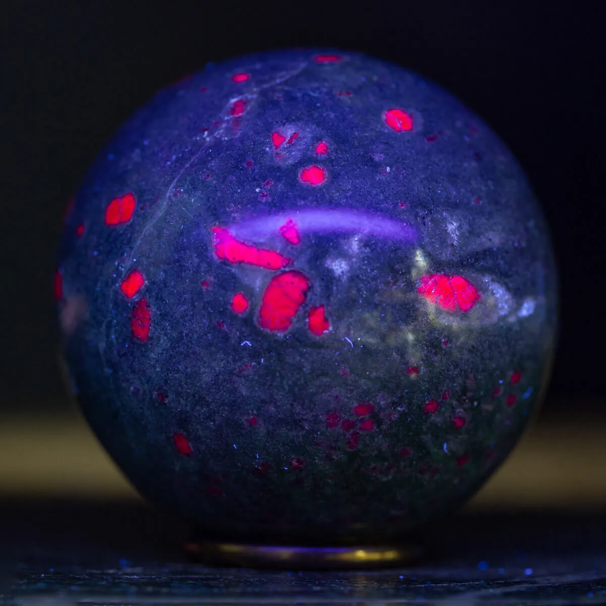 Sfera di Rubino-Fuchsite
