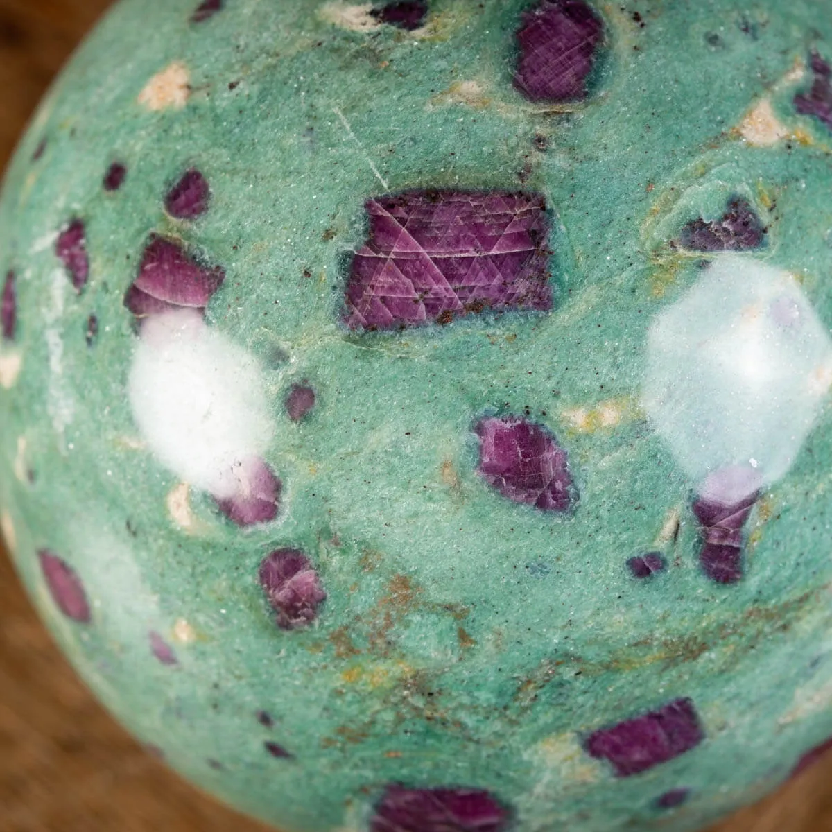 Sfera Di Rubino - Fuchsite