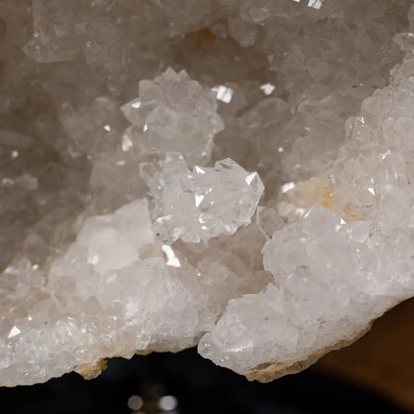 Geode Calcite su Marmo
