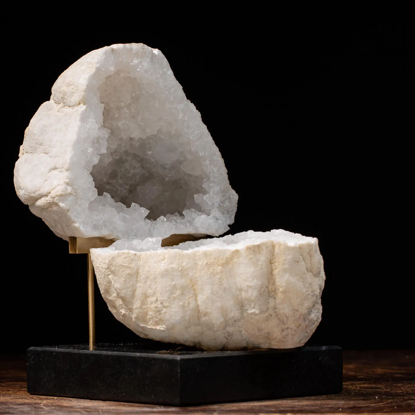 Geode Calcite su Marmo
