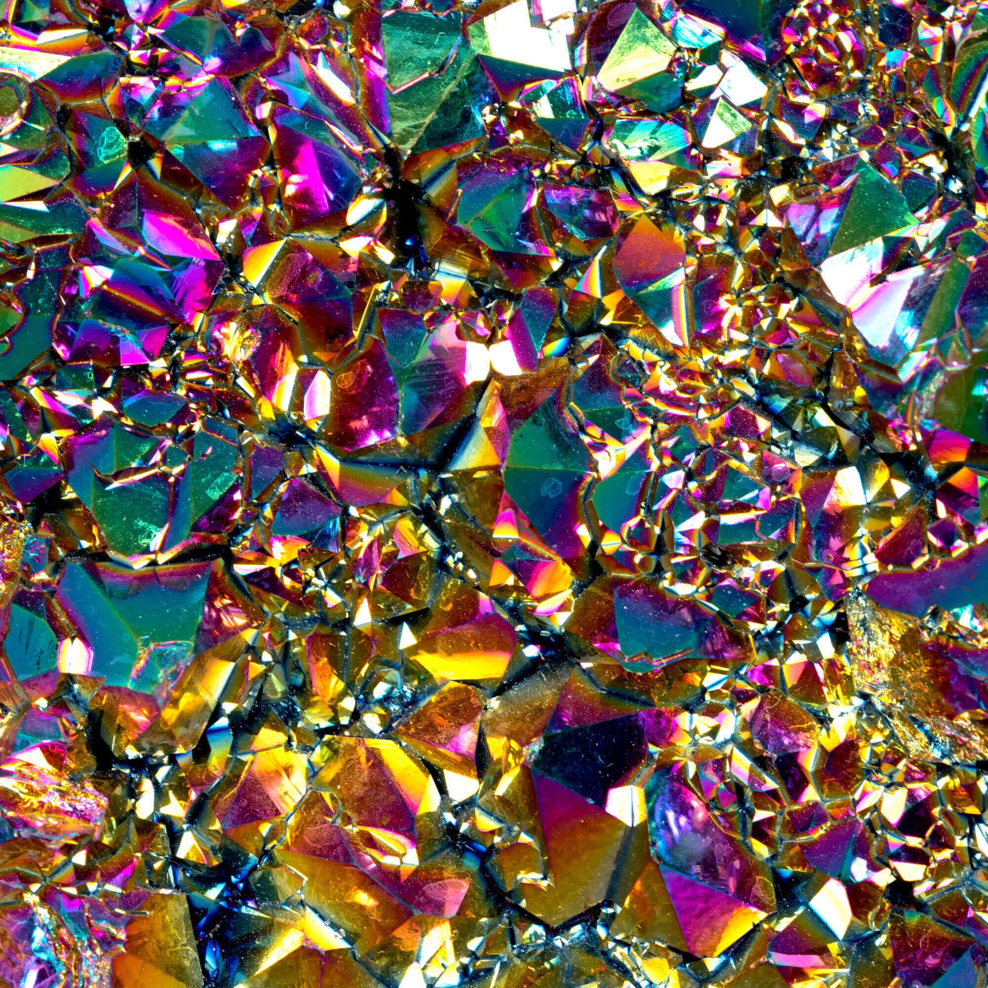 Drusa di Ametista Electroplated – Colori Iridescenti.