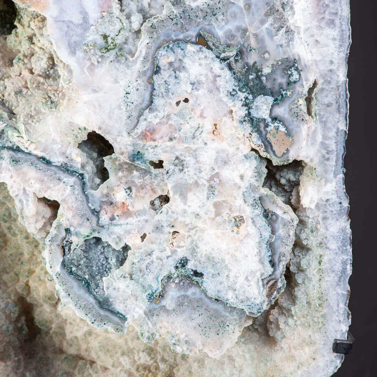 Spettacolare  Geode di Calcedonio verde