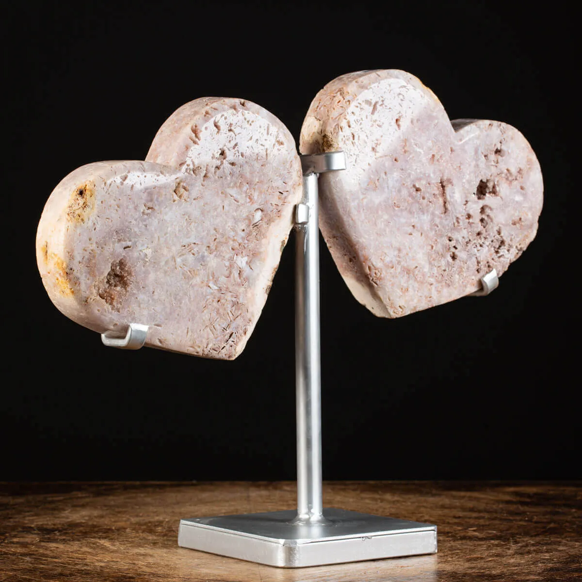 Doppio Cuore di Ametista Rosa - Simbolo di Amore e Armonia.