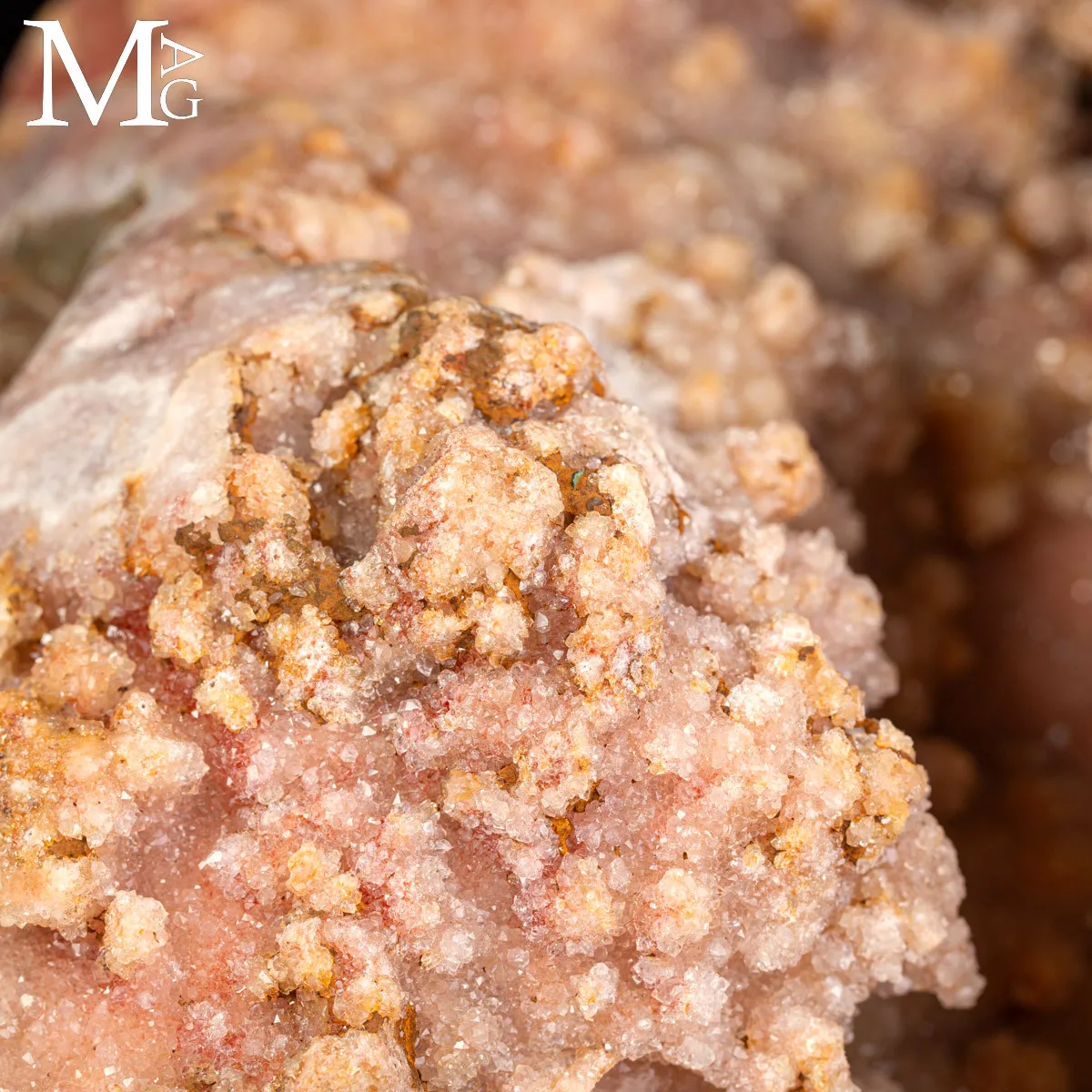 Raro Geode di Ametista Rosa Botrioidale - La Grotta delle Rose