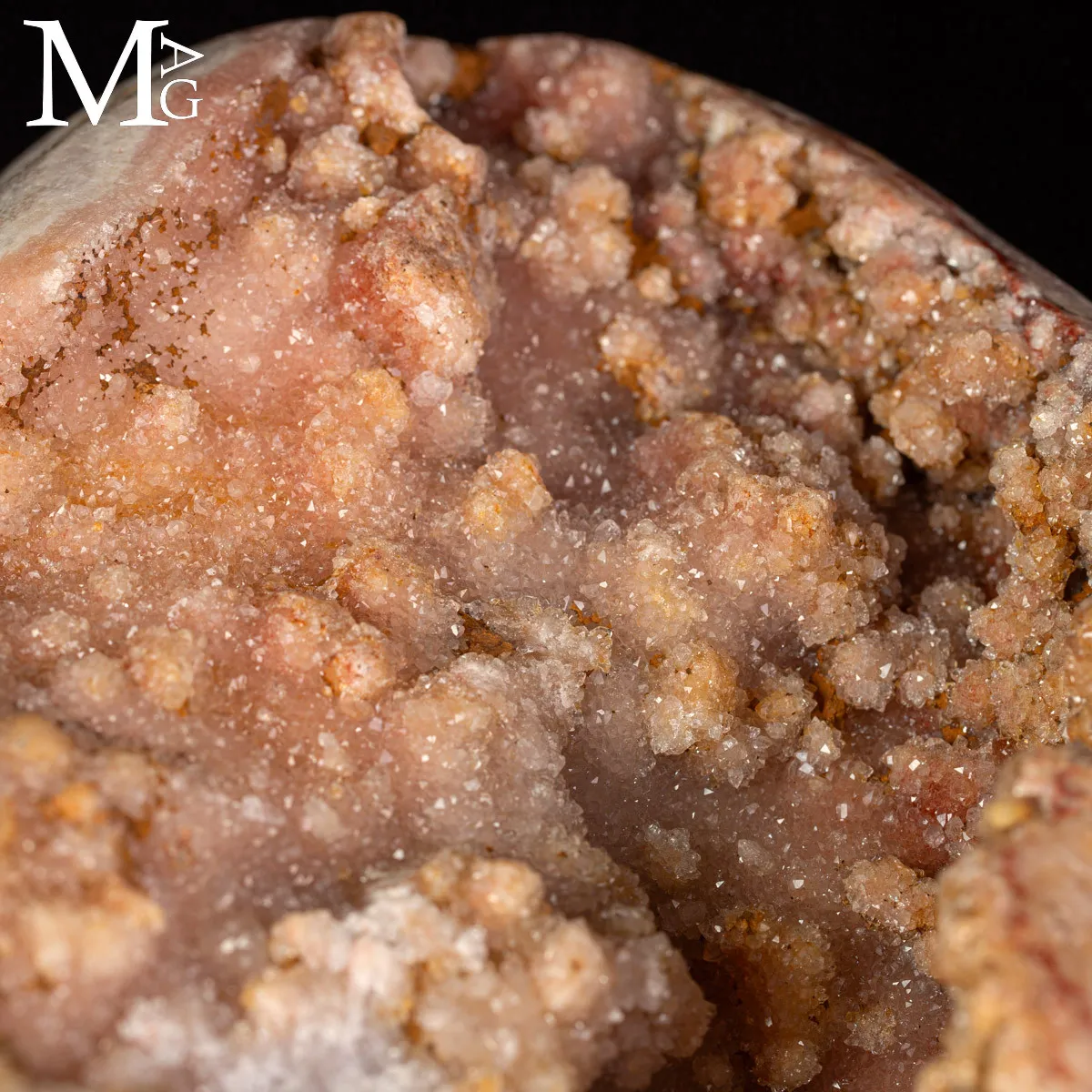 Raro Geode di Ametista Rosa Botrioidale - La Grotta delle Rose