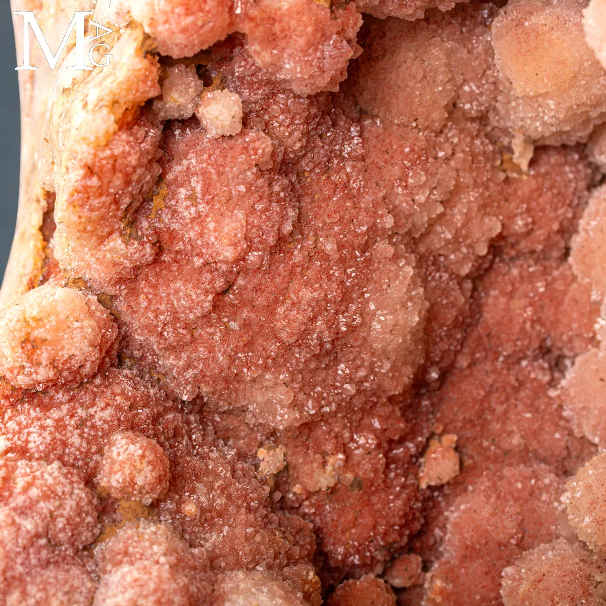 Raro Geode di Ametista Rosa Botrioidale - La Grotta delle Rose