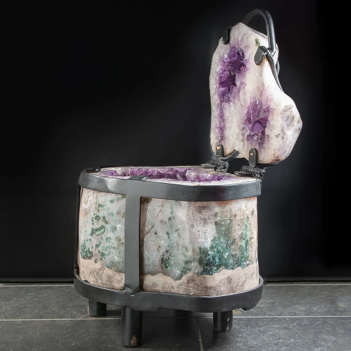 Geode Ametista Sezionata