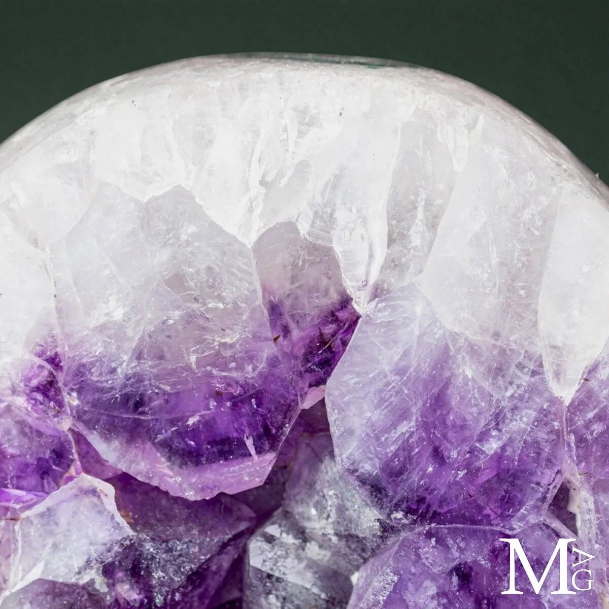 Cuore di Cristalli di Ametista – Geode Naturale del Brasile