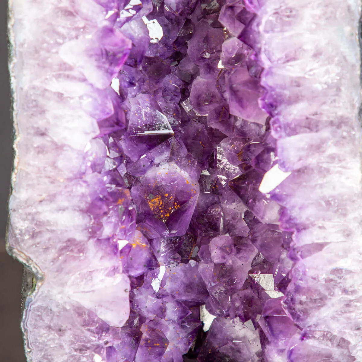 Geode di Ametista del Brasile di Alta Qualità.